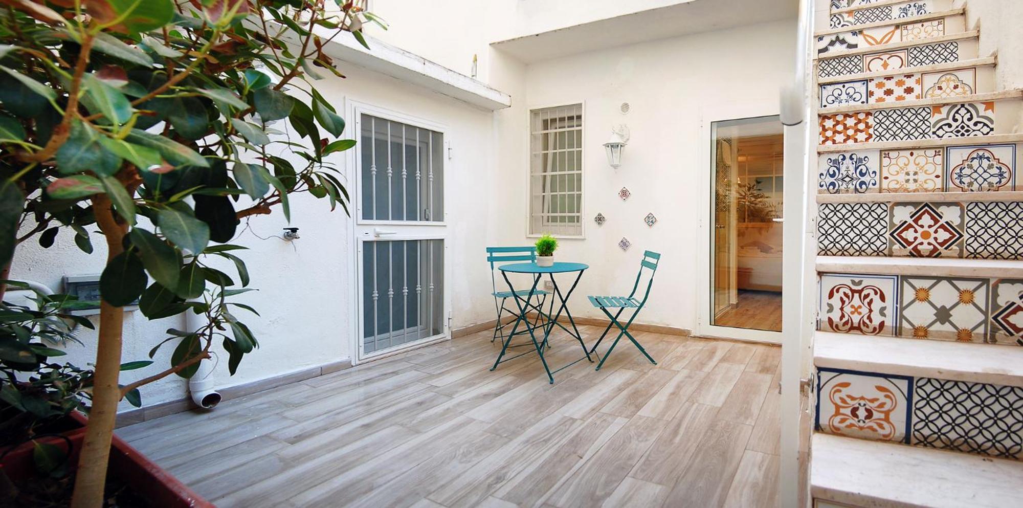 La Casa Del Melo Hotel Bari Exterior photo
